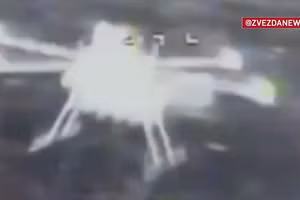 Video xóa sổ liên tiếp 3 UAV Baba Yaga trong đêm ở hướng Seversky