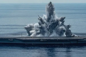 Tàu USS Gerald R. Ford đang trải qua thử nghiệm sốc - Hải quân Hoa Kỳ.