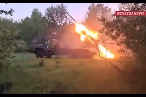 Mở rộng vùng kiểm soát Dnepropetrovsk, tấn công dữ dội sân bay