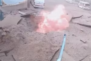 Khoảnh khắc Israel tấn công đường hầm, hạ gục thủ lĩnh Hamas