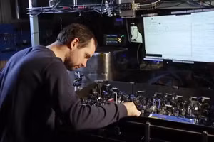 Trở thành cường quốc công nghệ nhờ bước nhảy vọt về lượng tử