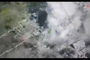 Đòn không kích thiêu hủy pháo M777, kho vũ khí tên lửa và loạt radar