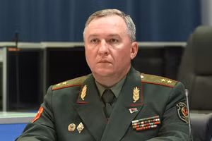 Bộ trưởng Quốc phòng Belarus Viktor Khrenin.