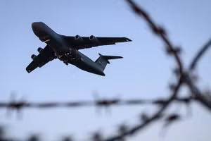 Máy bay vận tải quân sự Lockheed C-5 Galaxy của Mỹ.