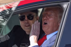 Mối quan hệ giữa tỷ phú Elon Musk và Tổng thống Trump qua ảnh