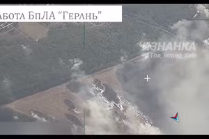 Loạt đòn tập kích thiêu rụi 15 xe tăng, kiểm soát thêm nhiều lãnh thổ