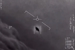 Tổng thống Mỹ Donald Trump đã ra lệnh Lầu Năm Góc giải mật toàn bộ hồ sơ về UFO.