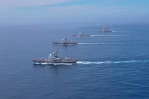 ‘Cơn bão tháng 7’ huy động lực lượng khổng lồ trên nhiều vùng biển