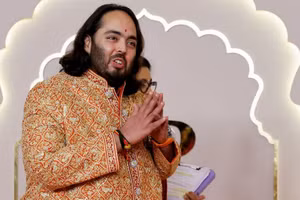 Anant Ambani, người điều hành trung tâm cứu hộ động vật đang bị điều tra. Ảnh: Francis Mascarenhas/Reuters