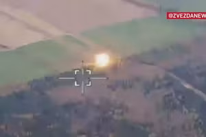 Khoảnh khắc Iskander-M xóa sổ hệ thống HIMARS ở tỉnh Chernihiv