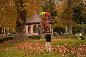 Ngắm mùa thu đẹp ngỡ ngàng ở Kashmir