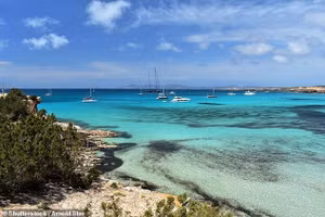 Nhiều thi thể được tìm thấy ở vùng biển ngoài khơi hòn đảo nổi tiếng Formentera, thuộc quần đảo Balearic.