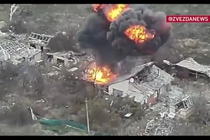 Tuyên bố kiểm soát thêm 2 điểm nóng ở Sumy và Donetsk