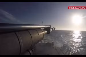 20 tàu chiến và 3.000 quân nhân tập đánh chặn UAV và xuồng không người lái