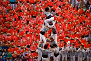 Chùm ảnh tháp người thách thức trọng lực ở Tarragona