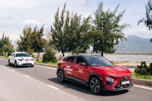 Mua xe trước Tết: Vì sao VinFast VF 7 là C-SUV đáng giá nhất phân khúc