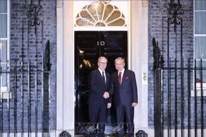 Thủ tướng Liên hiệp Vương quốc Anh và Bắc Ireland Keir Starmer đón Tổng Bí thư Tô Lâm. Ảnh: Thống Nhất/TTXVN 