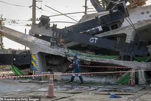 Thái Lan rúng động liên tiếp hai thảm kịch sập cần cẩu