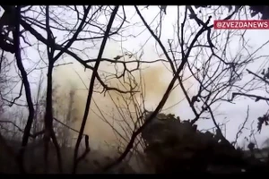 Video xe tăng T-72B3M phá hủy các trạm quan sát, hầm trú ẩn tại Kursk