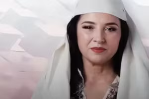 Bộ trưởng AI Diella do AI tạo ra.