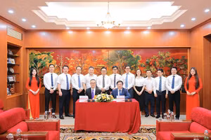 Tạp chí Gia đình Việt Nam và Trường Đại học Hà Nội bắt tay lan tỏa giá trị gia đình Việt