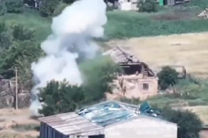 Hỏa lực liên tiếp phá hủy 9 trạm tác chiến điện tử, xưởng UAV và kho đạn