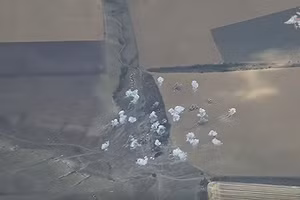 Khoảnh khắc tên lửa Iskander-M giáng đòn căn cứ ở Kherson