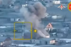 Đòn tập kích xóa sổ radar AN/TPQ-37, xưởng lắp ráp và kho UAV