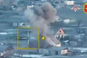 Đòn tập kích xóa sổ radar AN/TPQ-37, xưởng lắp ráp và kho UAV