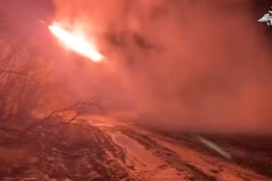 Đòn tập kích vào sân bay quân sự, lửa Mặt trời TOS-1A Solntsepyok khai hỏa