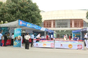 Khai mạc Cuộc thi Nghiên cứu khoa học kỹ thuật cấp Quốc gia dành cho học sinh