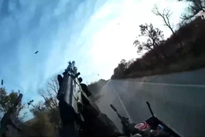 Đòn đáp trả tổng lực bằng tên lửa Kinzhal trút xuống các mục tiêu quân sự