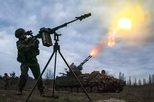 Đòn tập kích xóa sổ hệ thống Vampire, loạt xe bọc thép và kho đạn