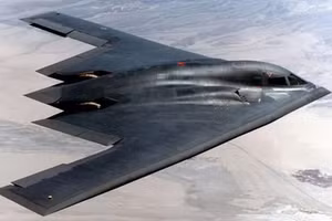 Máy bay ném bom tàng hình B-2 Spirit.