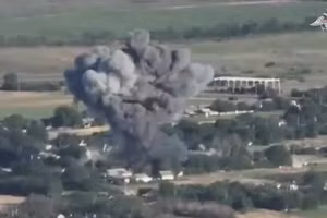 Hỏa lực xóa sổ tăng Leopard, 12 xe cơ giới, kiểm soát thêm 3 khu vực