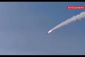 Video hệ thống phòng không Tor-M2 tung đòn hạ UAV Valkyrie ở Kharkiv