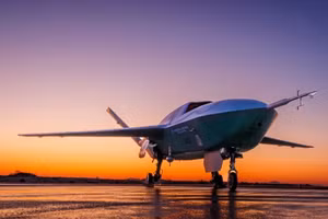 UAV chiến đấu YFQ-42A. Ảnh: General Atomics