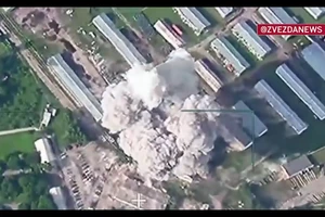 Hỏa lực tập kích xưởng sản xuất UAV và điểm triển khai quân