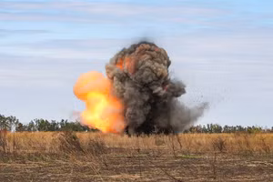 Chiến tuyến rung chuyển, xóa sổ 88 xe chiến đấu bọc thép, 144 kho đạn