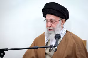 Lãnh tụ tối cao Iran Ali Khamenei. Ảnh: Reuters.