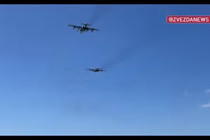 Hỏa lực dội xuống nhà máy linh kiện tên lửa, loại 1.400 quân khỏi vùng chiến