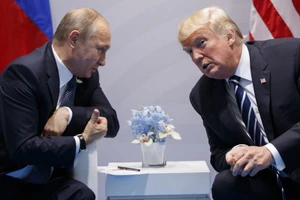 Tổng thống Nga Vladimir Putin và Tổng thống Mỹ Donald Trump.