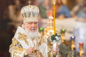 Đức Thượng phụ Kirill của Moscow và toàn nước Nga cử hành lễ Giáng sinh Chính thống giáo tại Nhà thờ Chúa Cứu thế ở Moscow, Nga. Ảnh: Sputnik/Oleg Varov