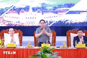 Thủ tướng Phạm Minh Chính chủ trì hội nghị. (Ảnh: Dương Giang/TTXVN) 