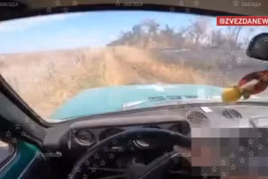 Drone FPV lao trúng xe chở binh sĩ ở Nam Donetsk