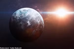 2023 KQ14 là một loại thiên thể hiếm được gọi là 'sednoid', một thiên thể nhỏ, băng giá nằm ở rìa Hệ Mặt Trời. Cho đến nay, chỉ có 4 thiên thể tương tự được biết đến trong Hệ Mặt Trời của chúng ta.