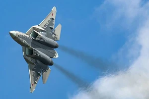 Loạt chiến đấu cơ khiến radar phải 'câm lặng'