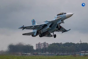 Chùm ảnh bàn giao Su-30SM2 với những trang bị đặc biệt