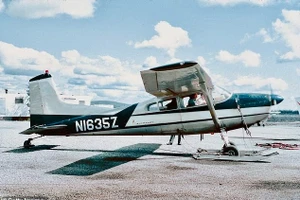 Một chiếc Cessna tương tự như chiếc đã mất tích ở tam giác Alaska.