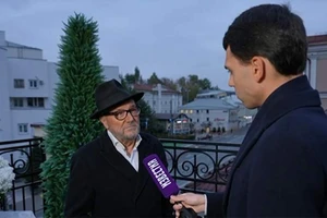 Nhà văn và nhà báo người Anh George Galloway.